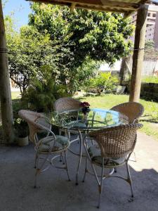 Casa completa a 1000m da Praia