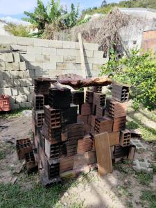 Casa completa a 1000m da Praia