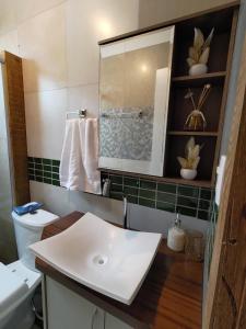 Casa completa a 1000m da Praia