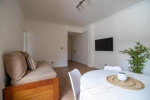 Plaza Mitre - Colon & Hipolito