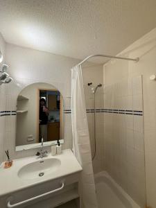 Ski InOut -Tignes Val Claret -3 Beds Flat B100