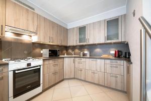 An Entire Spacious House near to the City Centre