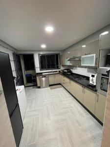 Luxury Modern Apartment City Center