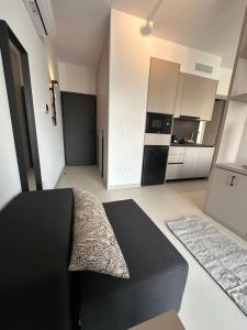 Nesseus Lux Suites - Near Unic & EUC