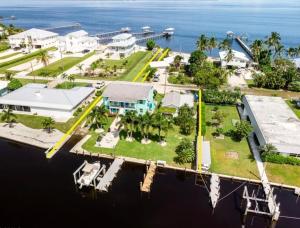 MALU LANI Inn & Marina