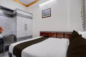 Townhouse Koramangala Road Complex Formerly Parkash Tower