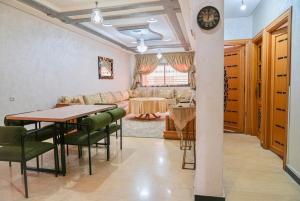 large & comfotable apartment close to everything