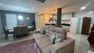 Casa completa com piscina