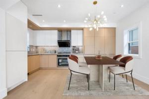 Luxury & brand-new Cozy duplex in South Vancouver
