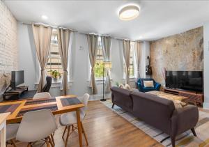 OTR - Court Street Entertainment District Cincinnati