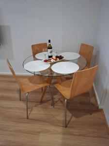 Close to Shoal Bay Beach!