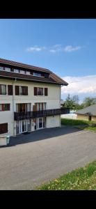 2-room apartment with breathtaking views of Lake Geneva