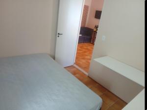 Enseada, close to the beach and shops complete