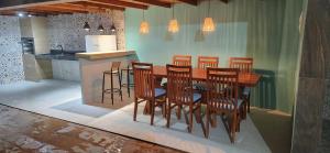 Casa Abade - 4 Quartos - Excelente Localização