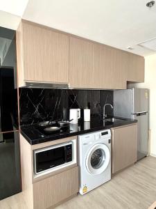 The Panora Pratamnak High Floor Sea View Luxury 1 BDR