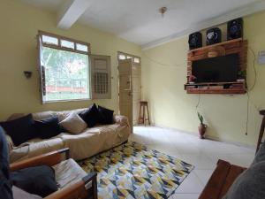 Casa quarto dormitório estudantil em salobrinho para uescquianos