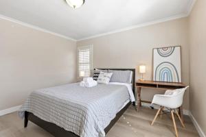 Marbella Lane - Modern Refreshing Home