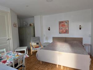 Studio avec balcon, jardin commun, WIFI, près des Thermes - FR-1-541-192