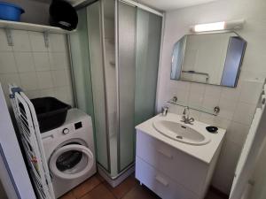 Maisonette avec piscine et parking, proche plage - FR-1-194-343