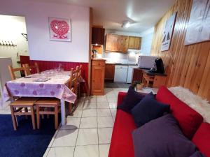 Appartement 2 pièces, proche pistes, idéal famille - FR-1-771-74