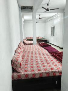 Shree vinayak rooms