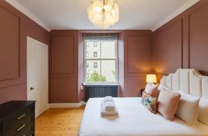 Cosy Stylish Edinburgh City Flat - Pass the Keys