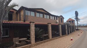 Hôtel restaurant le MIAMIAM GLOUGLOU