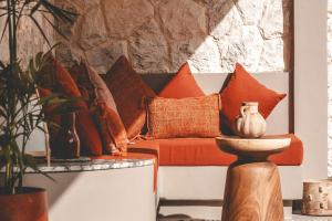 Villa Nuni A Refined, Earthy Retreat in Uluwatu