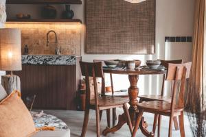 Villa Nuni A Refined, Earthy Retreat in Uluwatu