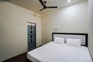 OYO Happy Times Hotel