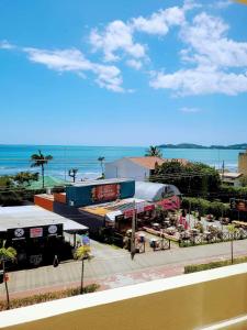 code 162 - Apartment Praia de Bombas - sea view