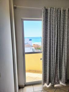 code 162 - Apartment Praia de Bombas - sea view