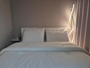 Greece - Foreigners only