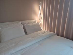 Greece - Foreigners only