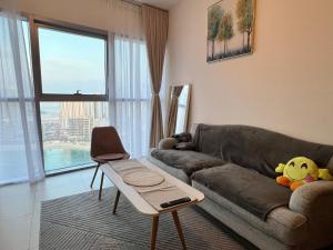 Cozy Room for Males In Abu Dhabi Reem island Near to Galleria Mall