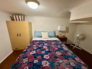 The Broadway Loft - Entire Sydney Studio for 2 with FREE fast Wifi