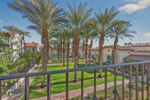 LV367 Upstairs 3BR 3BA Legacy Villas with Pool View