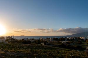 Kalamaki-Sunset - Scenic Sunset & Sea Views - Steps from Shore!