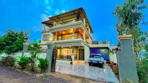 Saffron villa
