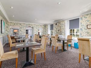 Mercure Salisbury White Hart Hotel & Apartments