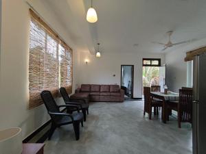 Lagoonai Villa