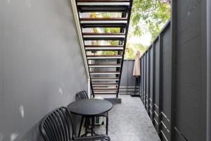 Island Loft in the Heart of Thong Nai Pan