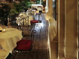 Mercure Hanoi La Gare Hotel