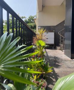 Luxury 3BHK near Mall of Asia close to Airport Road