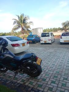 Asai surf inn Arugambay