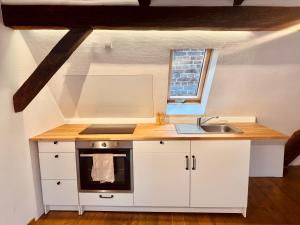 NEU Stilvolle Maisonette direkt am Rhein Nähe Bonn