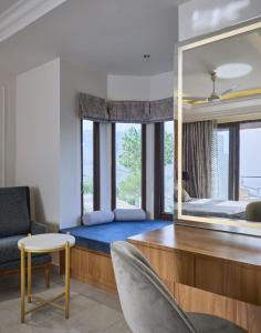 Serene Shimla 4BHK Villa with Mountain & Valley View