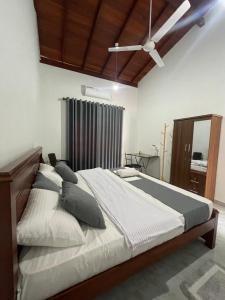 Casa Feliz Myristica