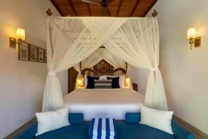 Oruva Beachside Villa