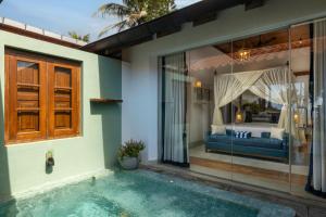 Oruva Beachside Villa